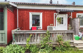 2 Bedroom Gorgeous Home In Hallstavik, Hallstavik